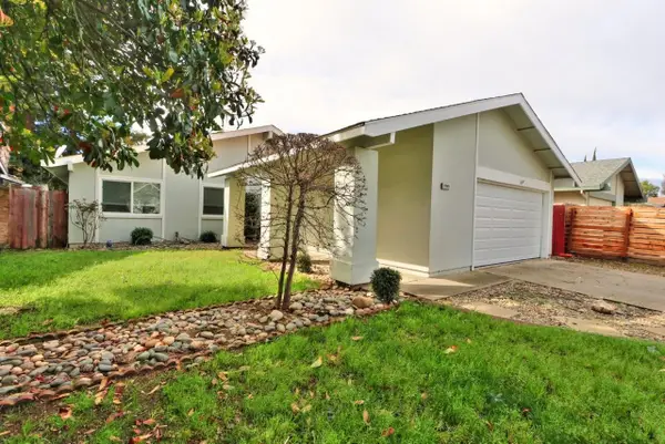 9385 Mira Del Rio Drive, Sacramento, CA 95827