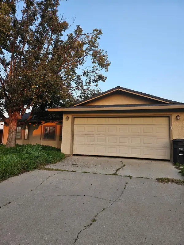 1435 Hammatt Avenue, Livingston, CA 95334