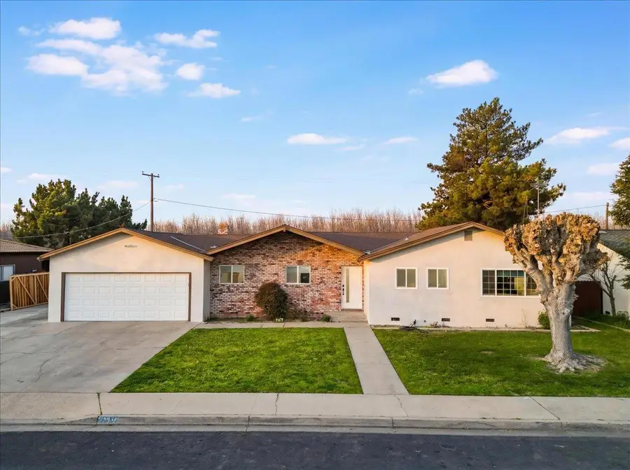 2213 Evelle Lane, Turlock, CA 95380 - Image #2