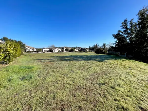 2456 Oak Creek Drive, Copperopolis, CA 95228