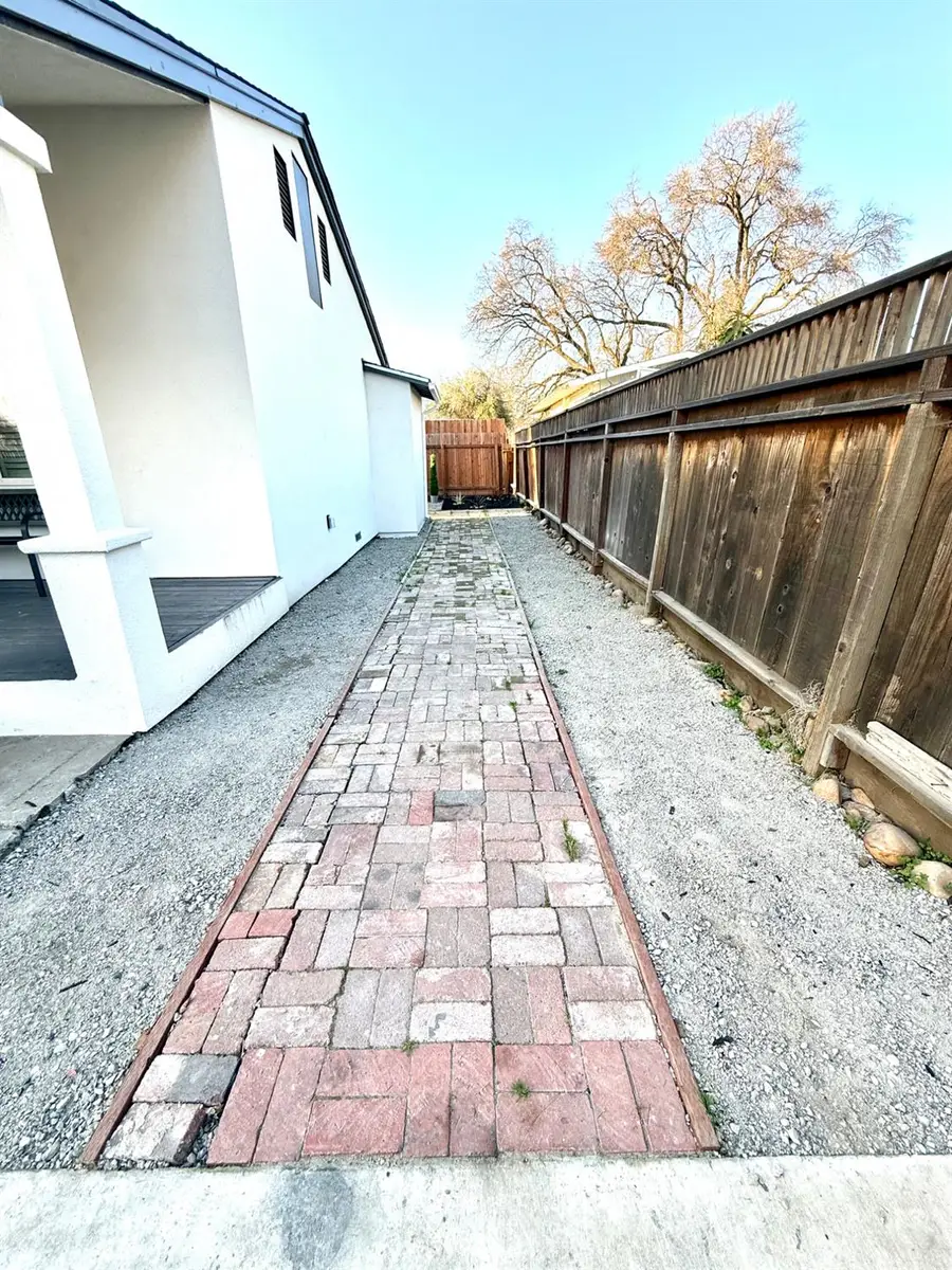 18397 E Hwy 88, Clements, CA 95227 - #3