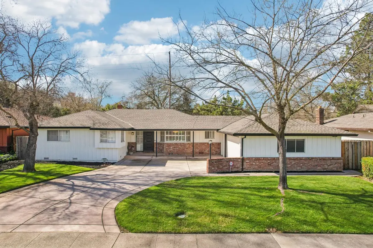 6200 S Land Park Drive, Sacramento, CA 95831 - #1