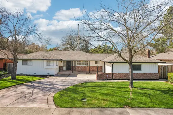 6200 S Land Park Drive, Sacramento, CA 95831