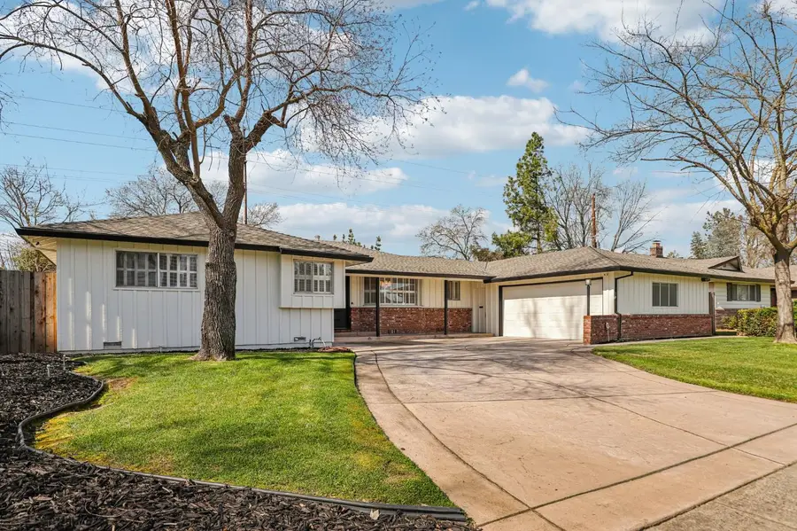 6200 S Land Park Drive, Sacramento, CA 95831 - #2