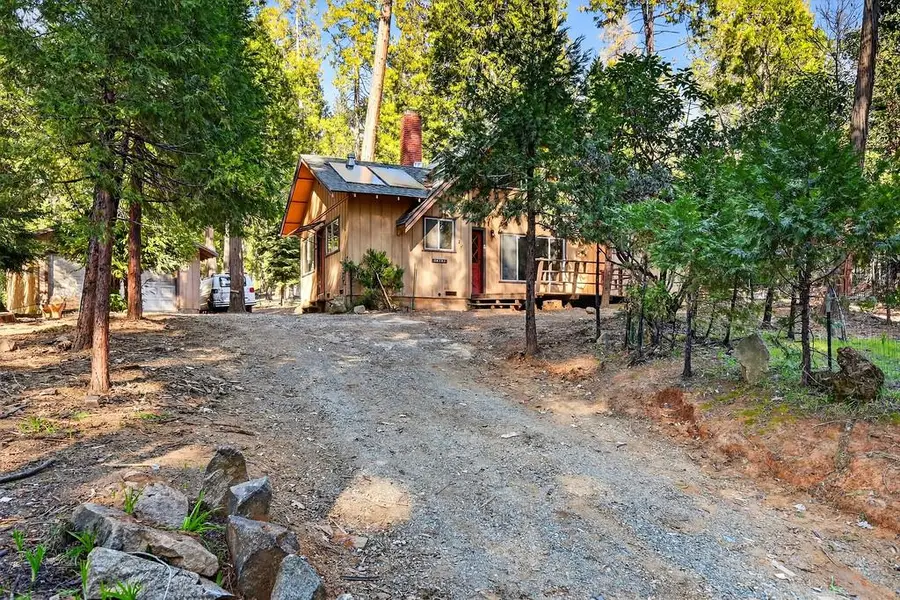 26151 Buckhorn Ridge Road, Pioneer, CA 95666 - Image #2
