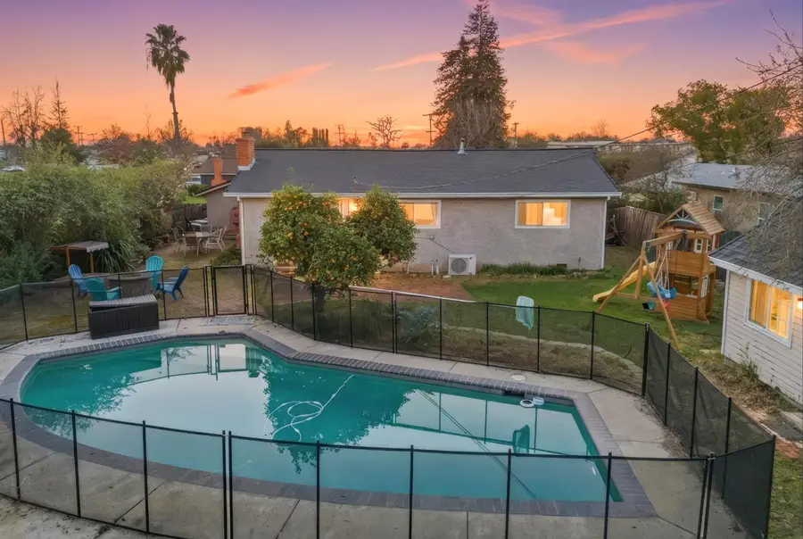 409 Wales Drive, Folsom, CA 95630 - Image #2