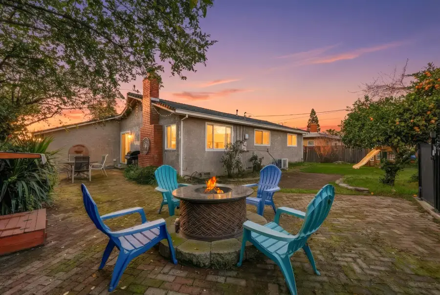 409 Wales Drive, Folsom, CA 95630 - Image #3