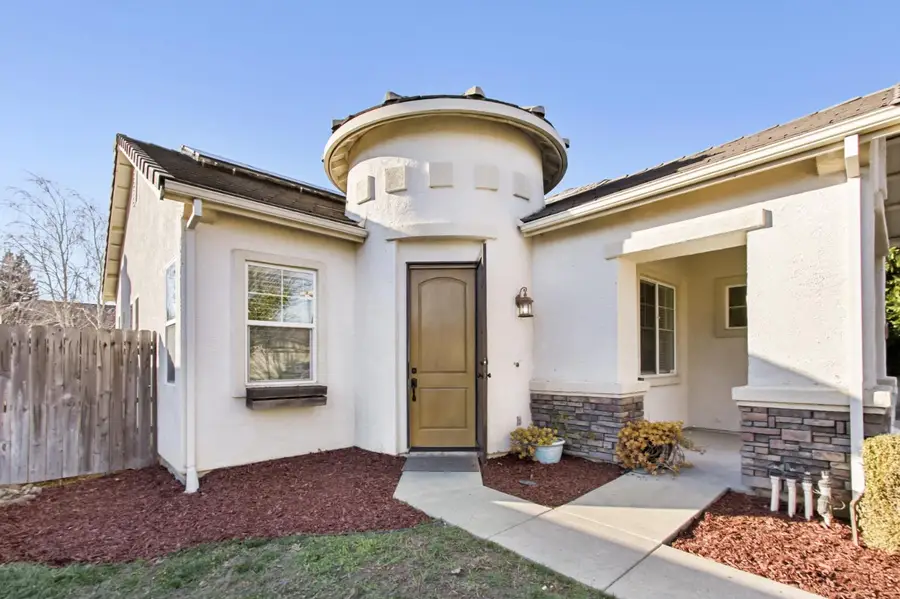 2376 Arizona Way, Yuba City, CA 95991 - Image #2