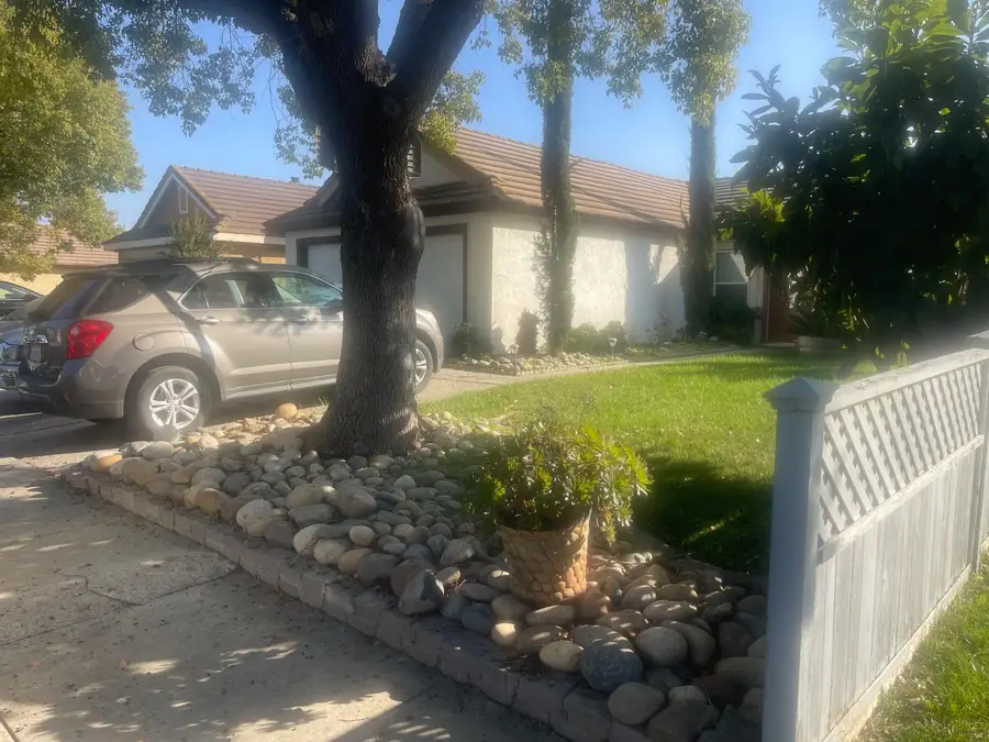 3520 Hallsboro Court, Modesto, CA 95357 - Image #3
