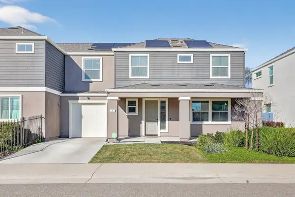 6 Aurum Park Court, Sacramento, CA 95838