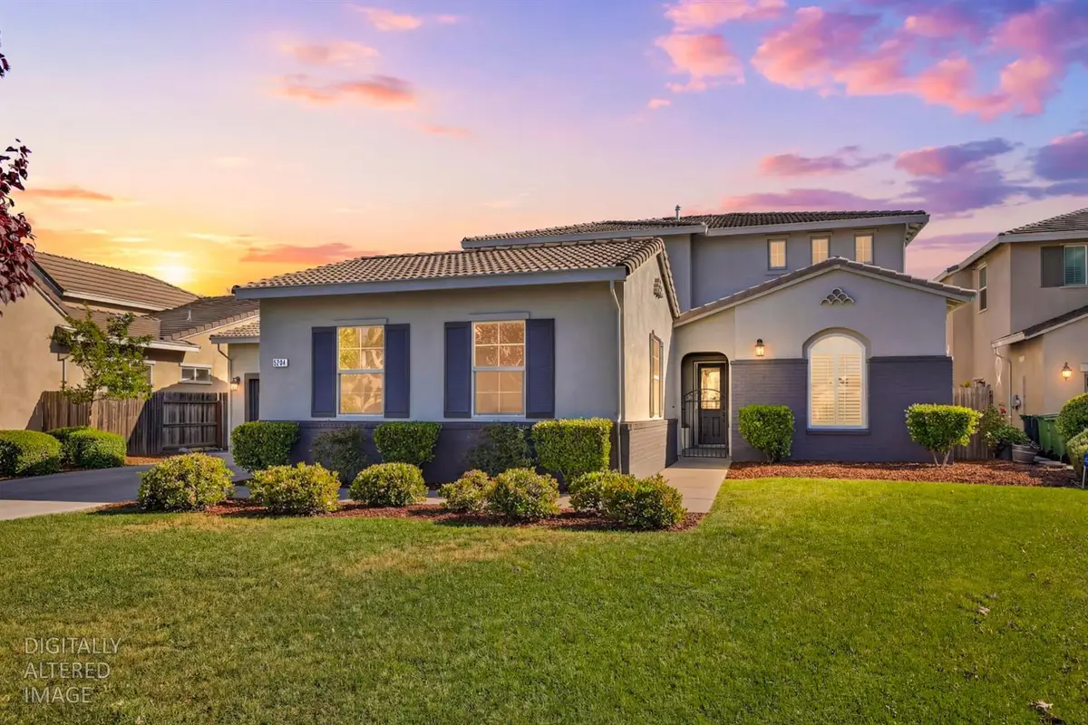 5204 Crown Bench Circle, Elk Grove, CA 95757 - #1