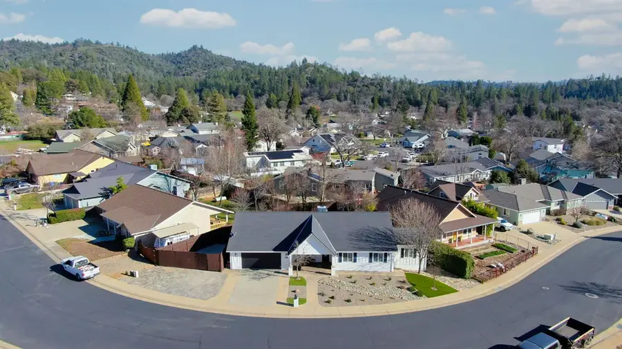 333 Oak Tree Circle, Murphys, CA 95247 - Image #2