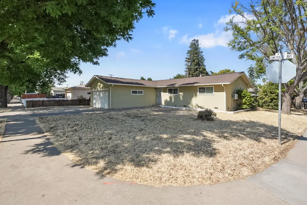 301 S Emerald Avenue, Modesto, CA 95351 - Image #1