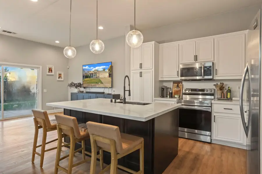 277 Fragrance Street, Manteca, CA 95337 - Image #3