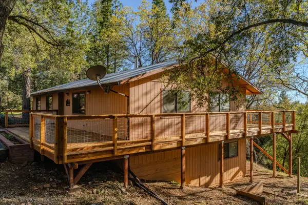 13771 West Court, Pine Grove, CA 95665