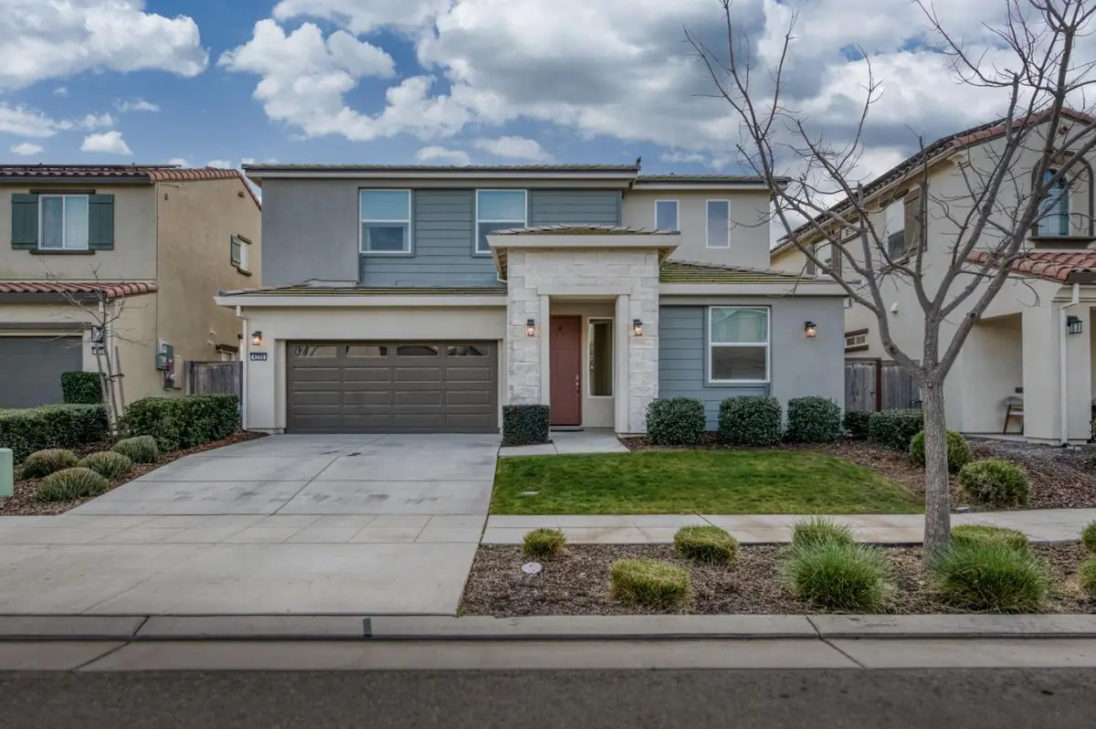 4236 Hillside Road, Madera, CA 93636 - Image #1