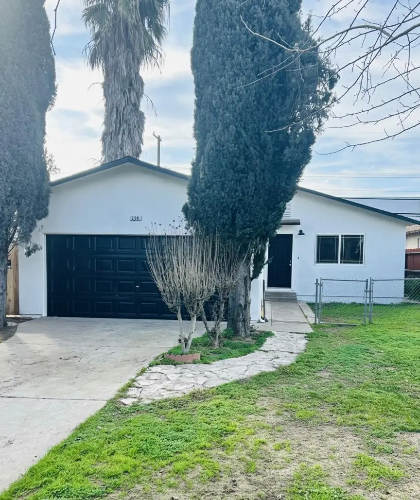 209 Locust Street, Modesto, CA 95351 - Image #1