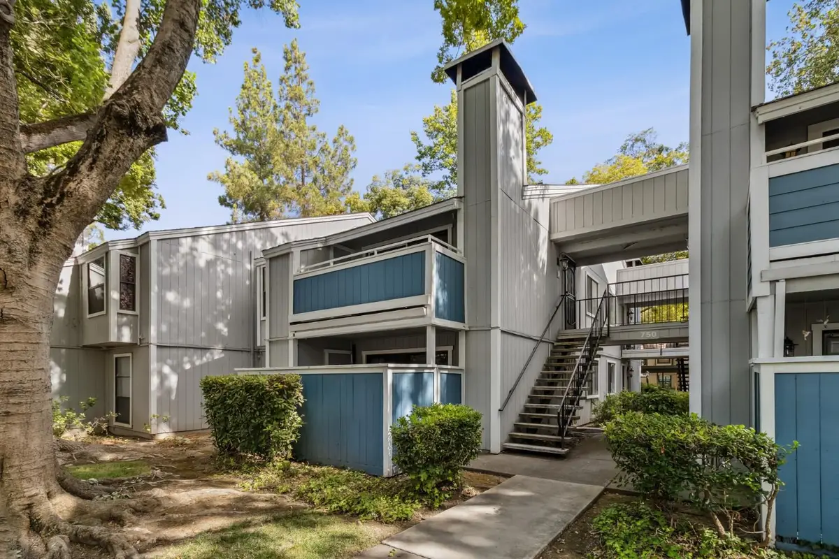 750 Del Verde Circle #6, Sacramento, CA 95833 - Image #1