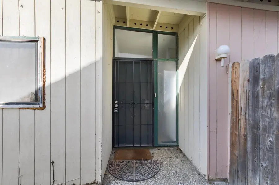 850 Del Oro Street, Woodland, CA 95695 - #2