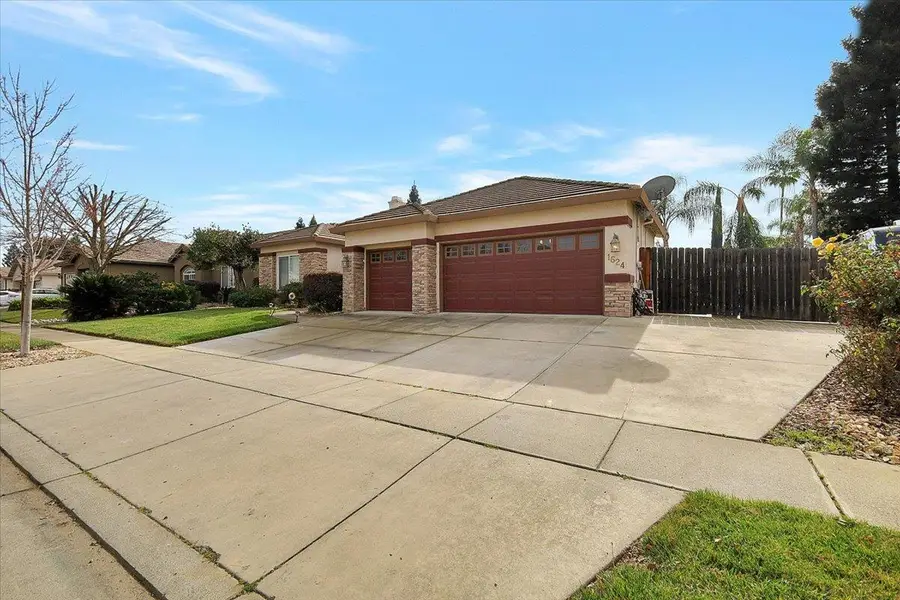 1624 Tres Picos Drive, Yuba City, CA 95993 - #3