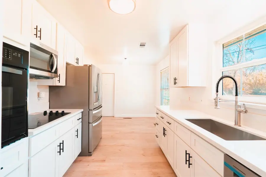 1541 W North Bear Creek Drive, Merced, CA 95348 - Image #3