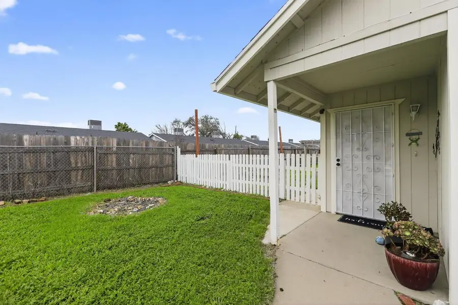 1829 8th Avenue, Olivehurst, CA 95961 - #3