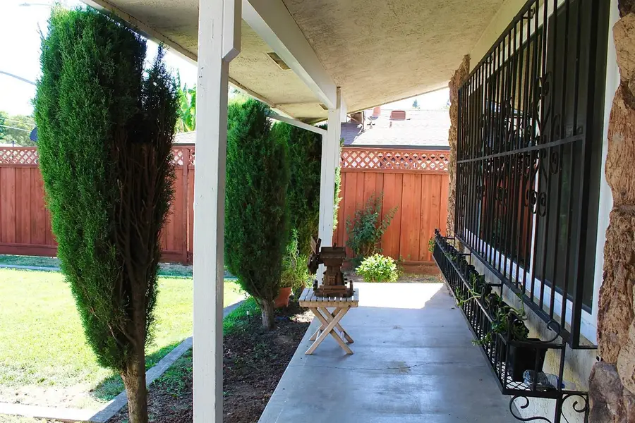 2536 47th Avenue, Sacramento, CA 95822 - #2