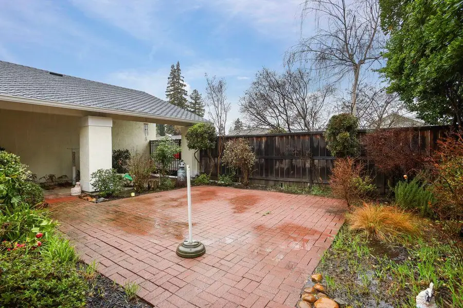 2424 Meadow Lake, Stockton, CA 95207 - #3