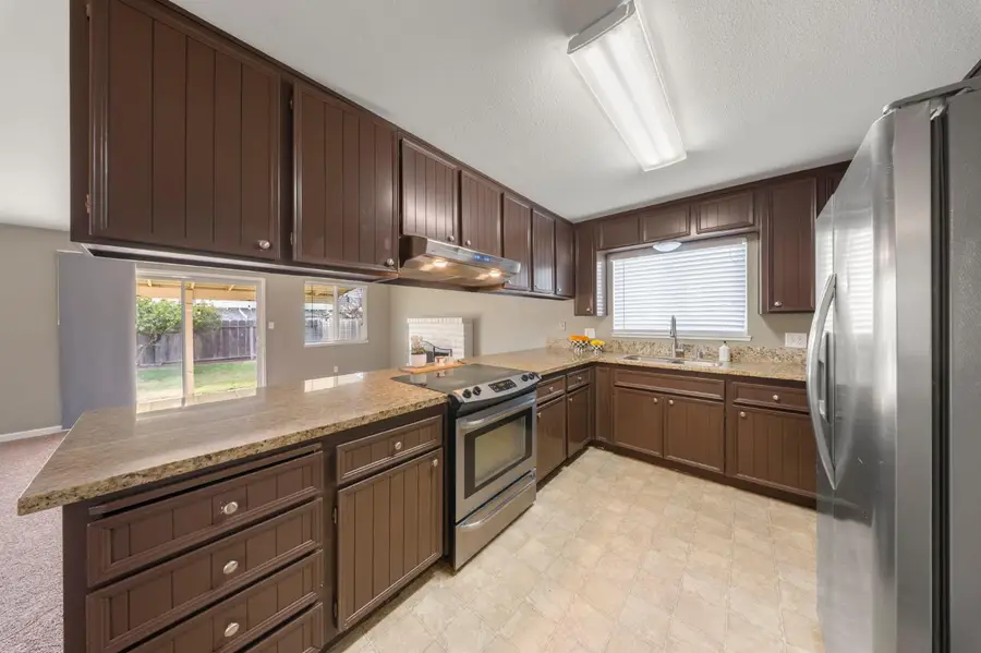 2261 Peace Way, Turlock, CA 95382 - Image #2