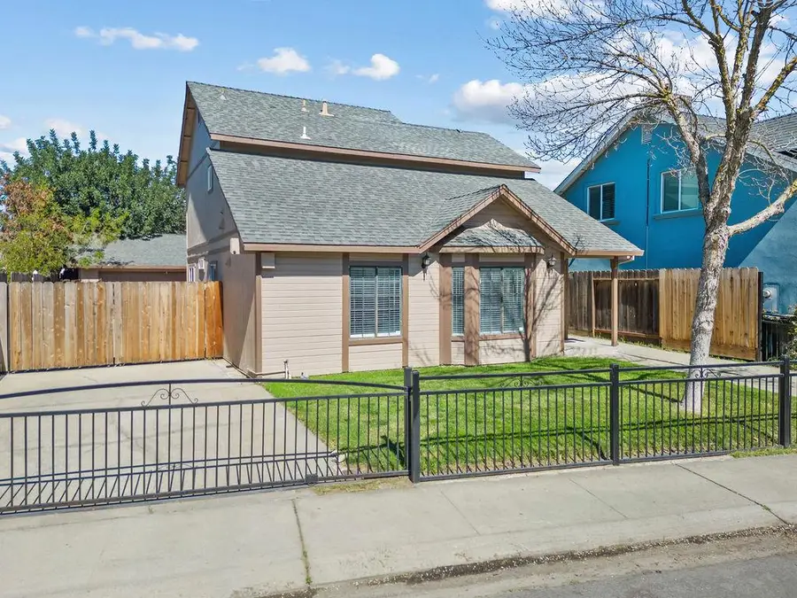 1521 Dezzani Lane, Modesto, CA 95358 - #3