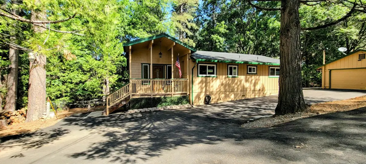 24040 Hitching Post Road, Sonora, CA 95370 - Image #1