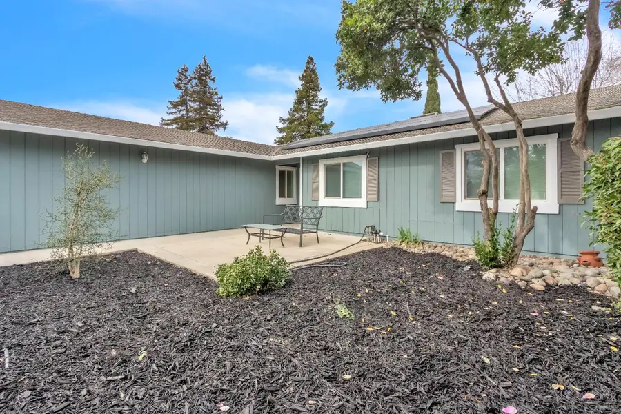 10243 Pistachio Way, Sacramento, CA 95827 - #3