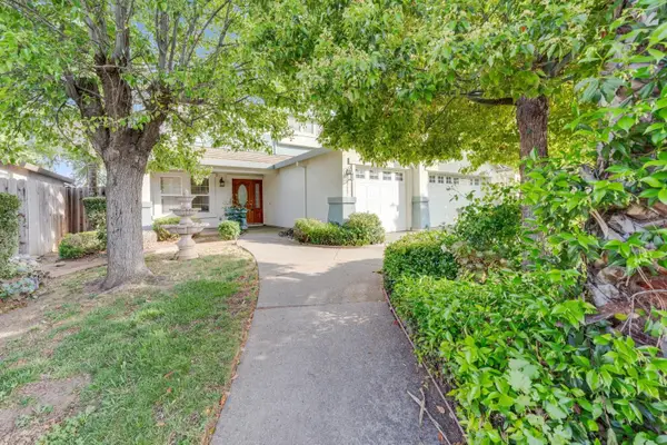 8956 E Valley Drive, Elk Grove, CA 95624