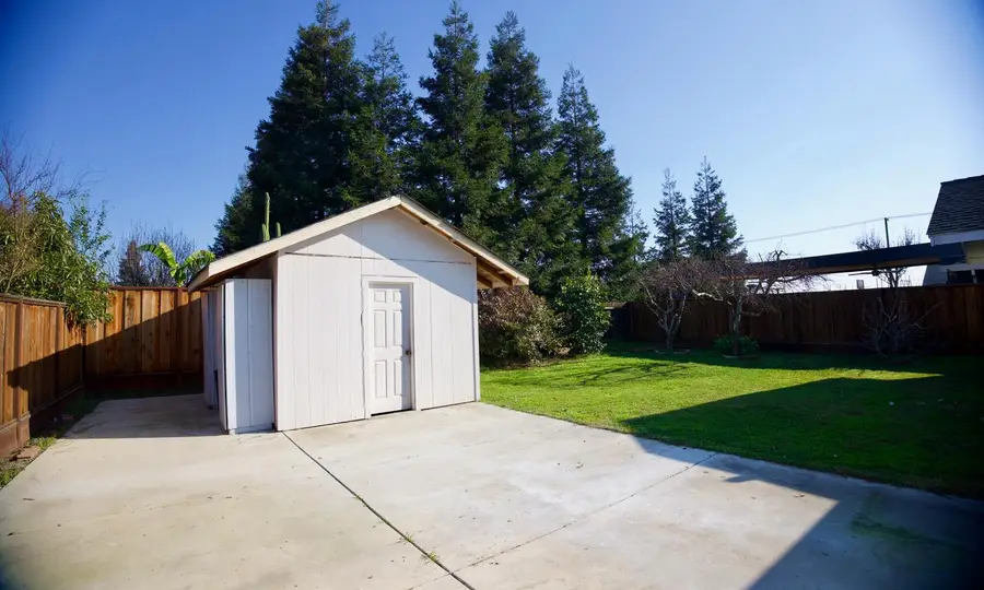 808 Mercy Avenue, Modesto, CA 95358 - Image #2