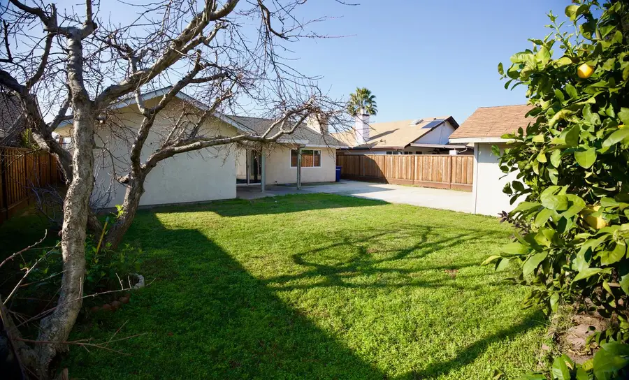 808 Mercy Avenue, Modesto, CA 95358 - Image #3