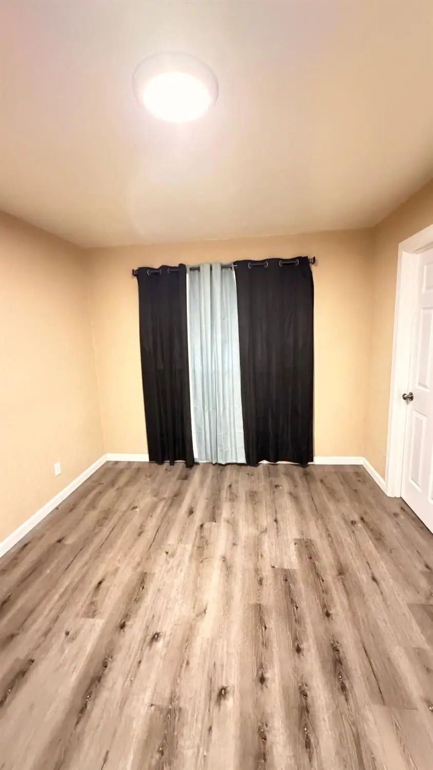 6808 Burdett Way, Sacramento, CA 95823 - #3