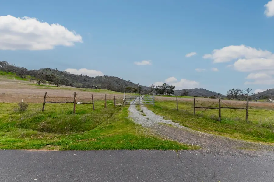 6074 Chaparojas Street, Angels Camp, CA 95222 - #2