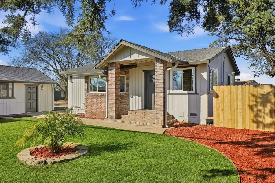 817 Q Street, Rio Linda, CA 95673 - #3