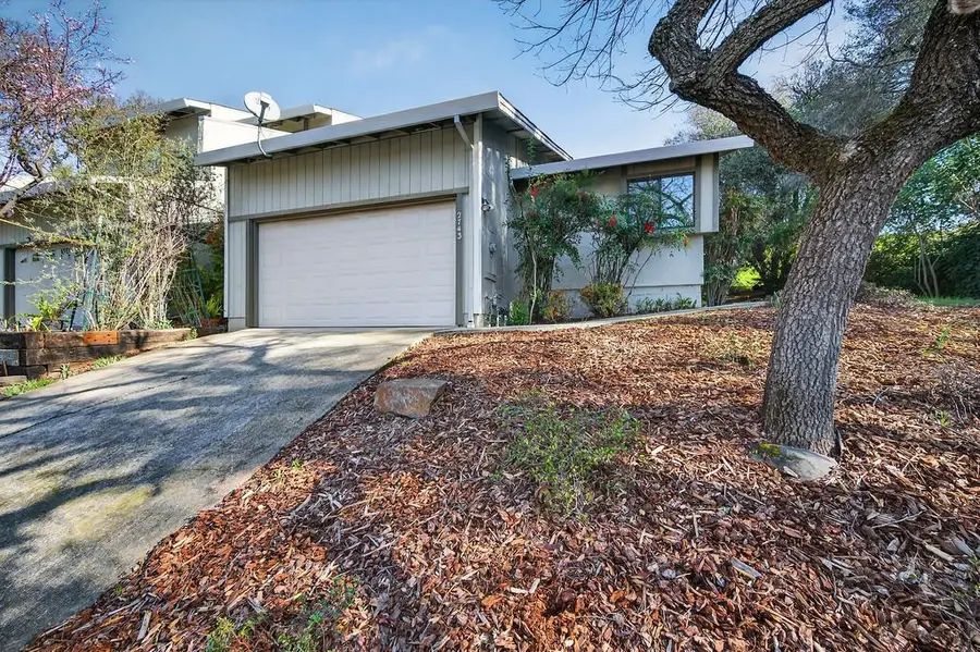 2743 Yuma Court, Cameron Park, CA 95682 - #2