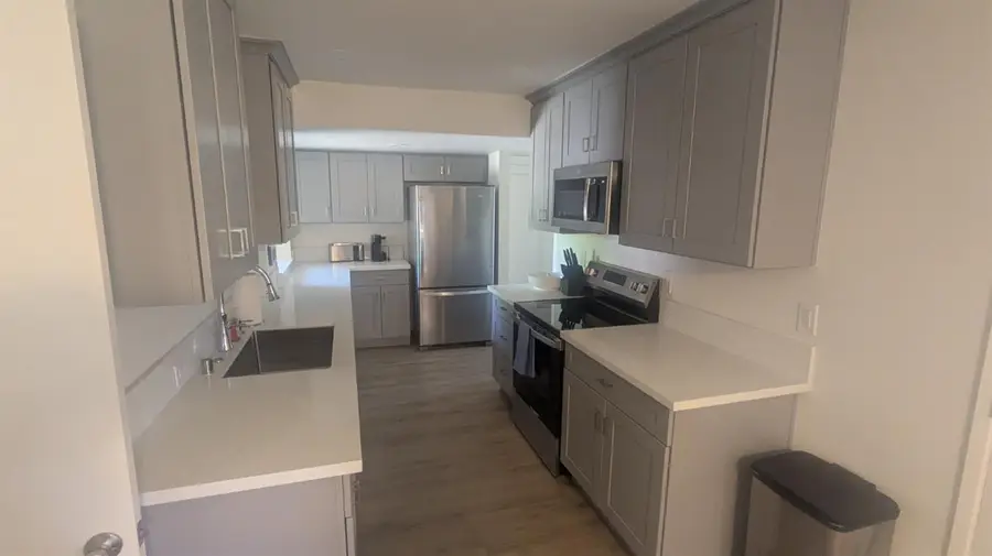 6851 Albury Street, Citrus Heights, CA 95621 - #3