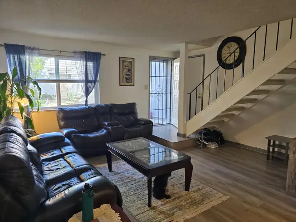 5820 Shadow Creek Drive #3, Sacramento, CA 95841