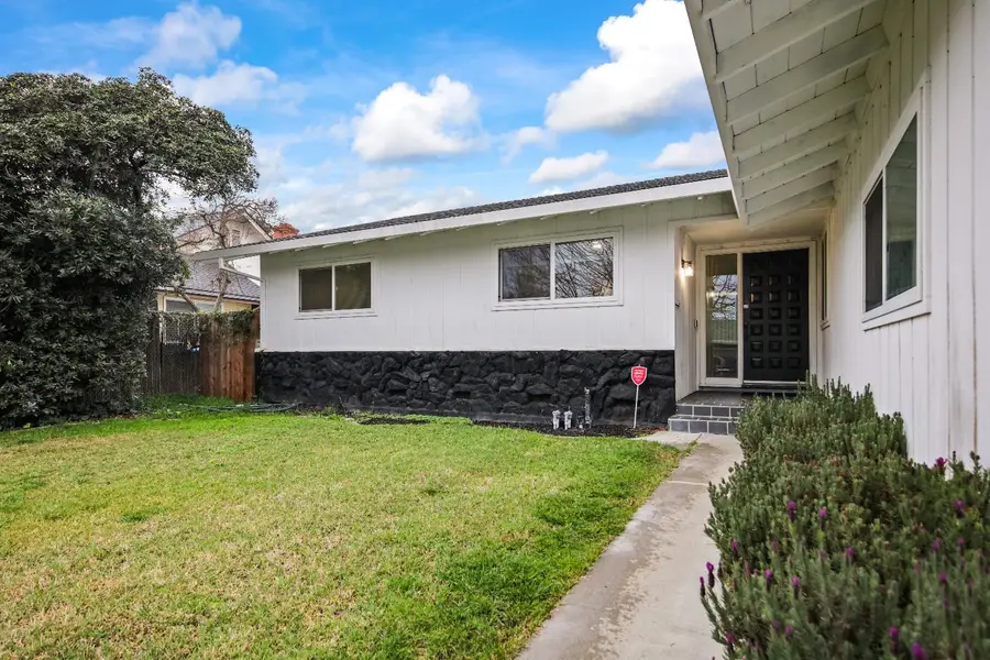 3011 De Ovan Avenue, Stockton, CA 95204 - #3