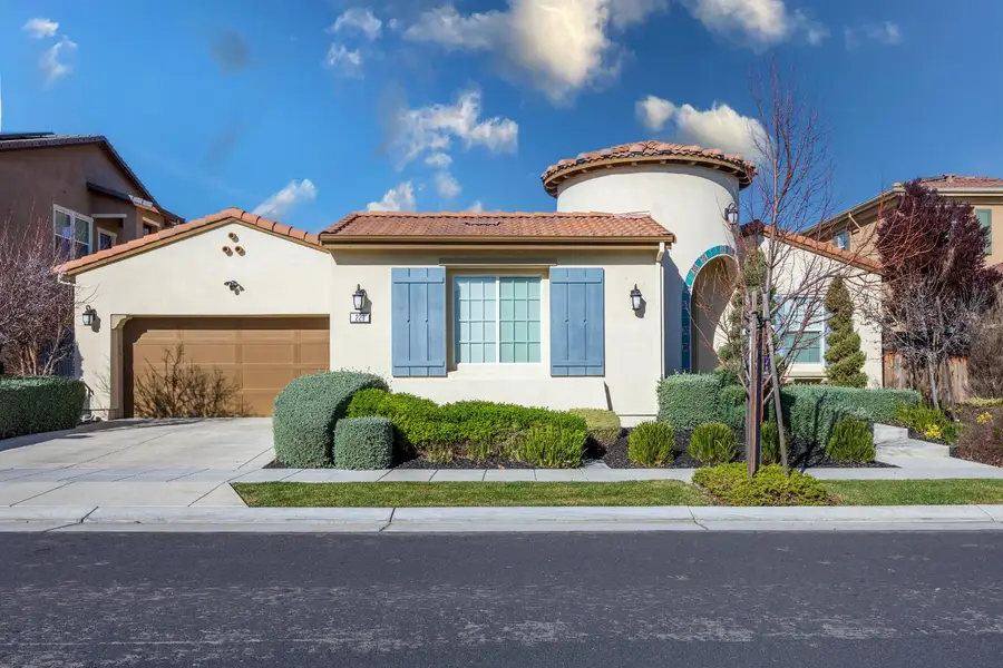 229 E Grazia Avenue, Mountain House, CA 95391 - #2