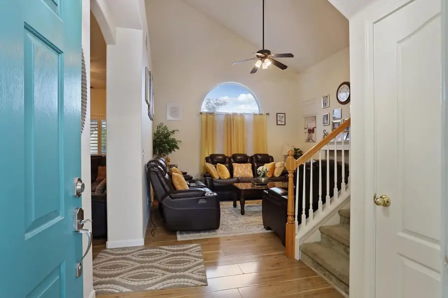 1186 Kay Circle, Turlock, CA 95382 - #3