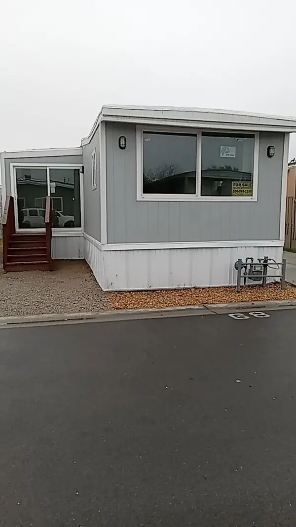 801 Schipper St #68, Bakersfield, CA 93203