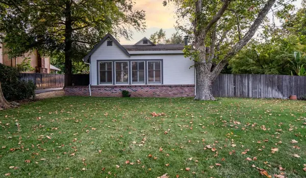 6033 Mariposa Avenue, Citrus Heights, CA 95610