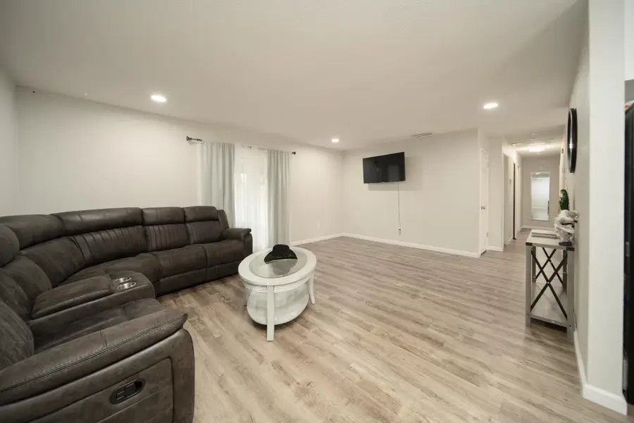 601 Summit Court, Modesto, CA 95357 - #2