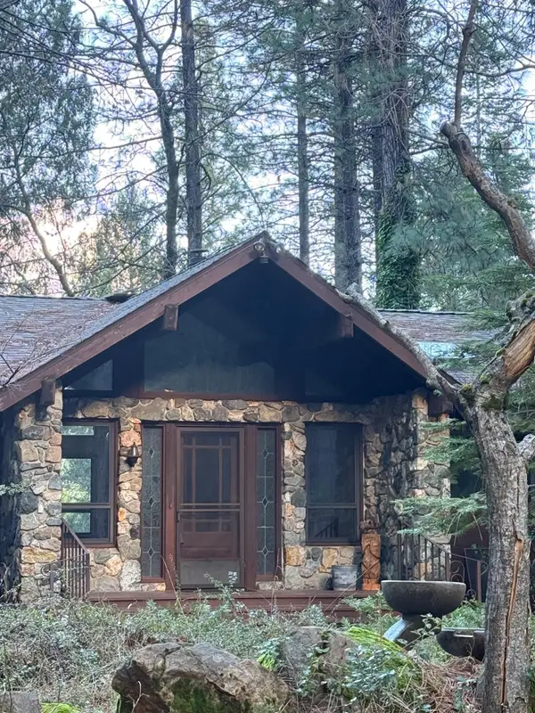 17925 Lazy Dog Road, Nevada City, CA 95959