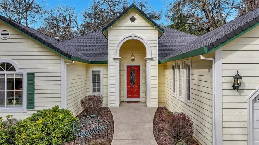 19276 Jayhawk Drive, Penn Valley, CA 95946 - #2