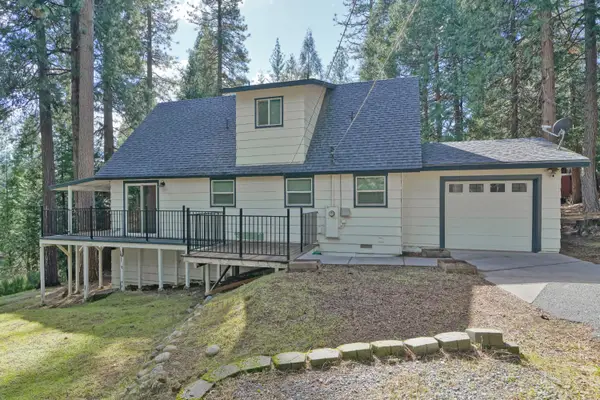 5163 Loch Leven Drive, Pollock Pines, CA 95726